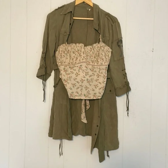 ASTR The Label Pleated Linen Cami Corset Top - Picture 7 of 10